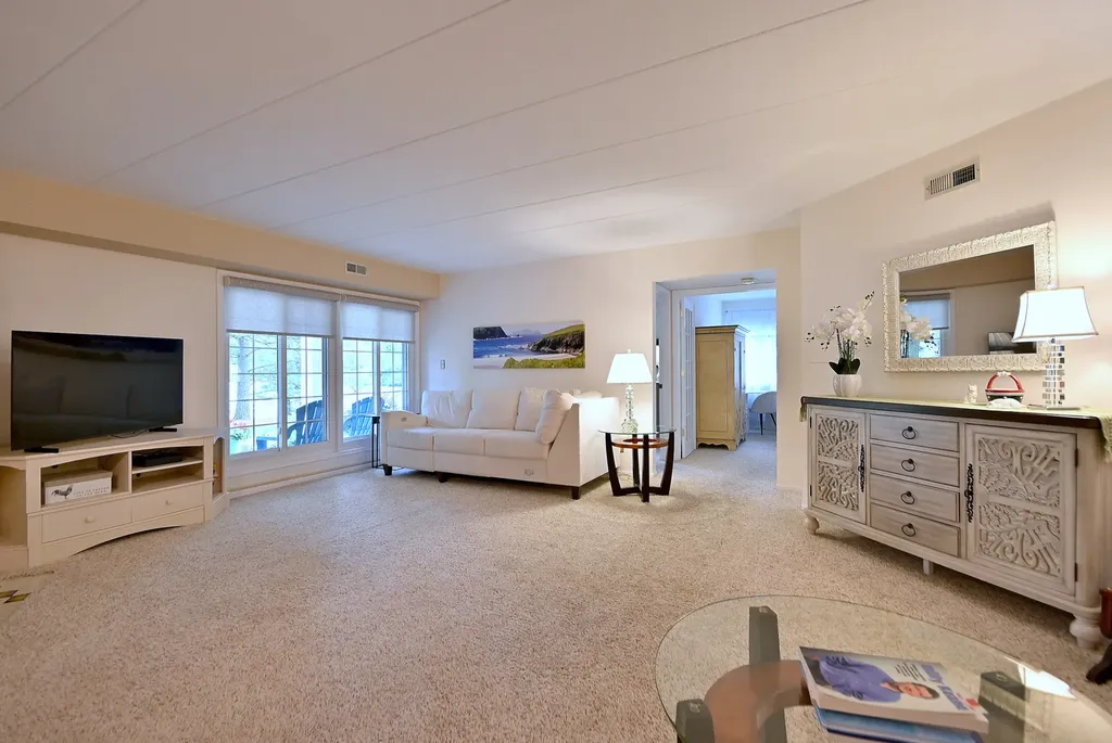 462 South President Street Carol Stream IL 60188