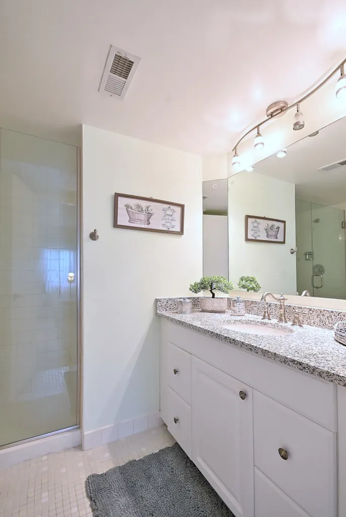 462 South President Street Carol Stream IL 60188