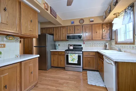 462 South President Street Carol Stream IL 60188