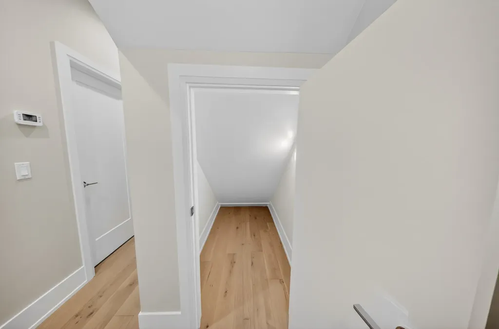 1406 West Cuyler Avenue Chicago IL 60613