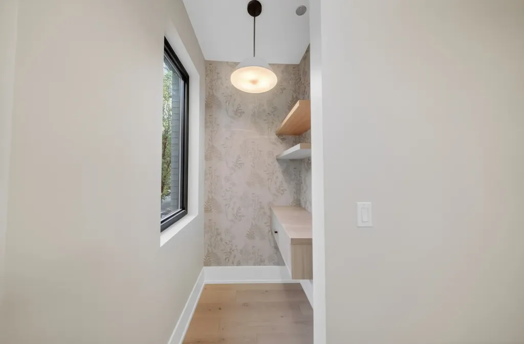 1406 West Cuyler Avenue Chicago IL 60613