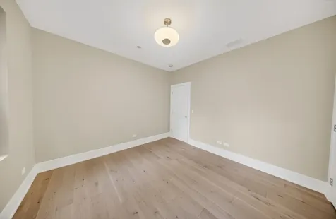1406 West Cuyler Avenue Chicago IL 60613