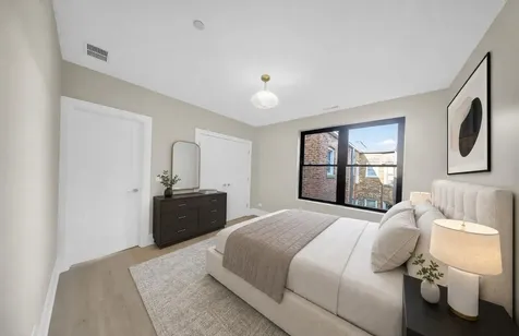 1406 West Cuyler Avenue Chicago IL 60613