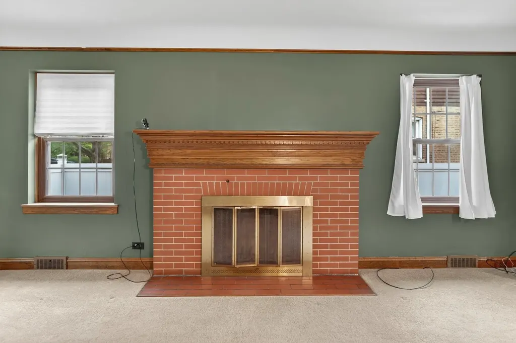 10551 South Bell Avenue Chicago IL 60643