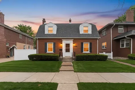 10551 South Bell Avenue Chicago IL 60643