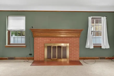 10551 South Bell Avenue Chicago IL 60643