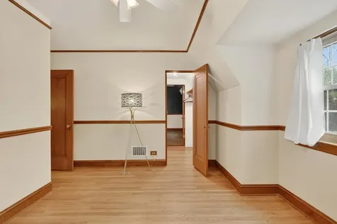 10551 South Bell Avenue Chicago IL 60643