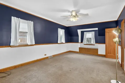 10551 South Bell Avenue Chicago IL 60643