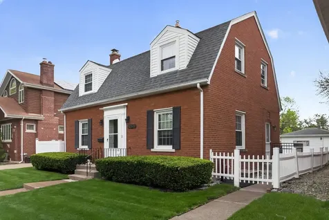 10551 South Bell Avenue Chicago IL 60643