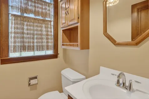 10551 South Bell Avenue Chicago IL 60643