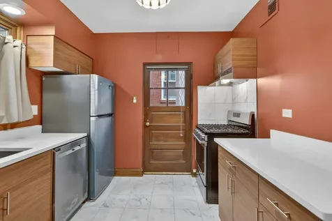 10551 South Bell Avenue Chicago IL 60643