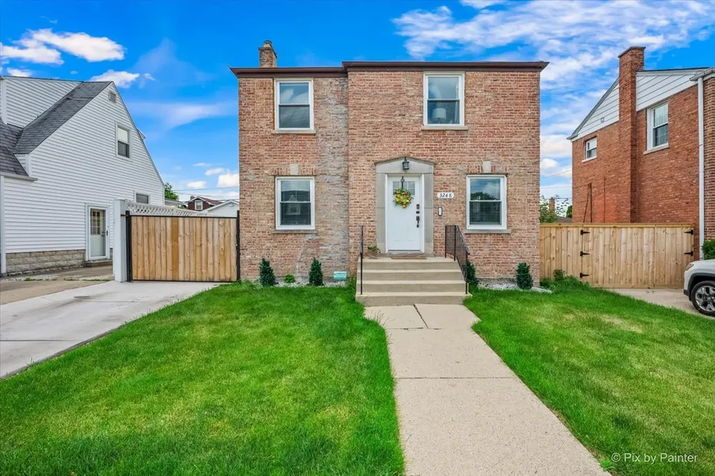 3248 North Odell Avenue Chicago IL 60634