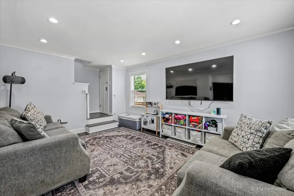 3248 North Odell Avenue Chicago IL 60634