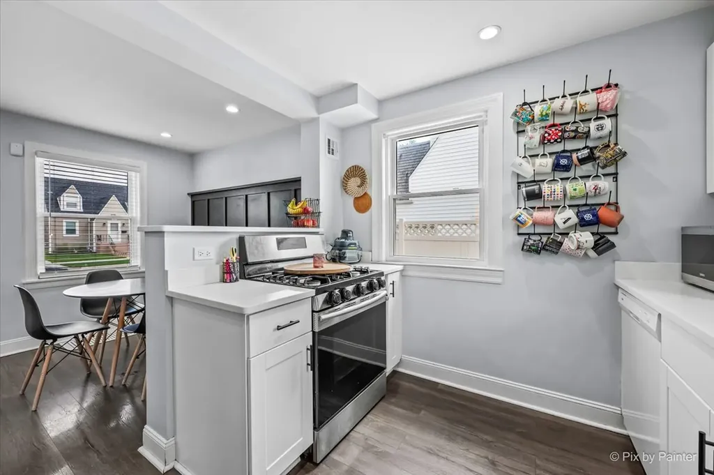 3248 North Odell Avenue Chicago IL 60634
