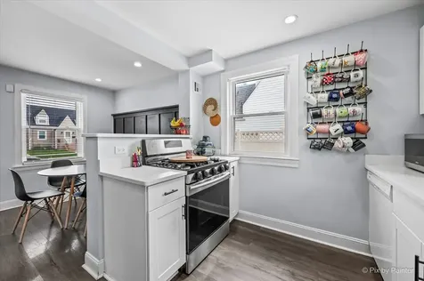 3248 North Odell Avenue Chicago IL 60634
