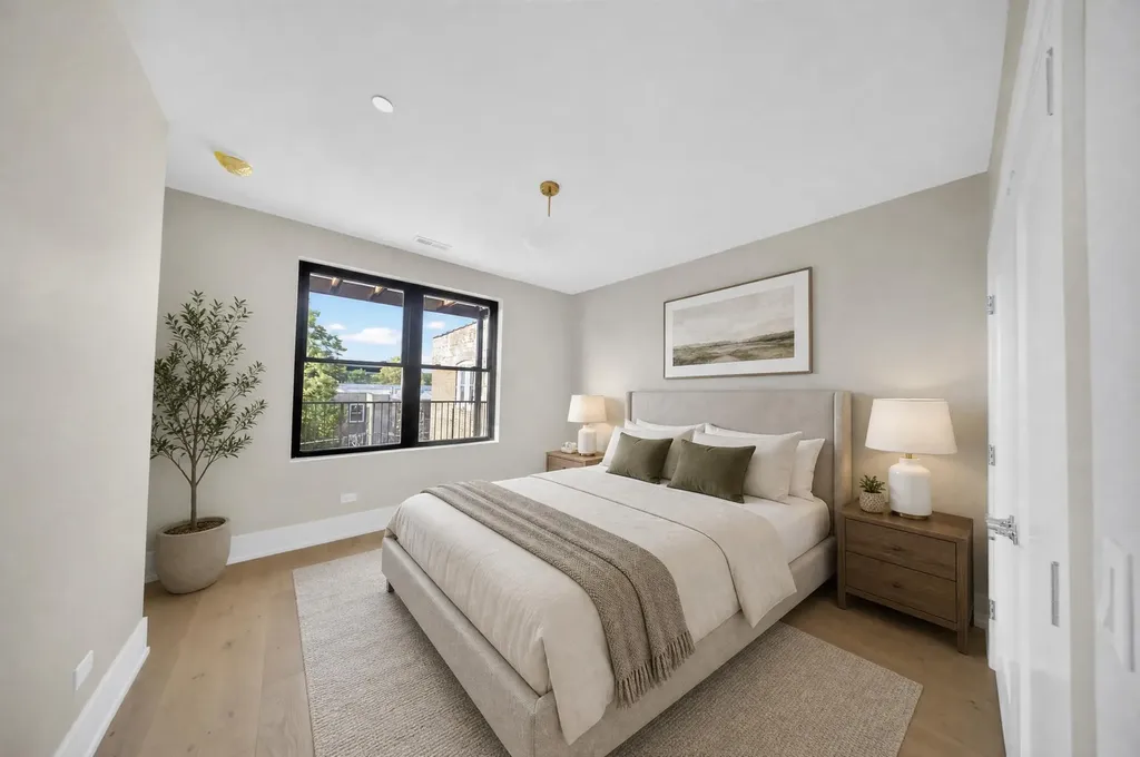 1406 West Cuyler Avenue Chicago IL 60613