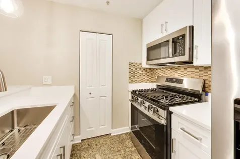 44 North Vail Avenue Arlington Heights IL 60005