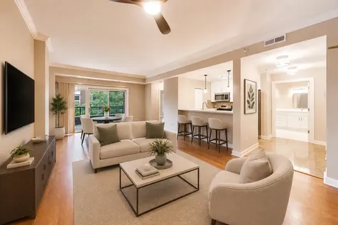44 North Vail Avenue Arlington Heights IL 60005