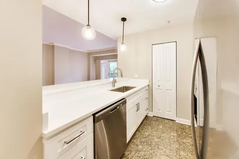 44 North Vail Avenue Arlington Heights IL 60005