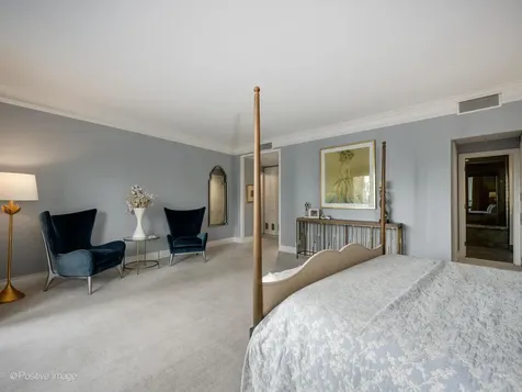 1040 North Lake Shore Drive Chicago IL 60611