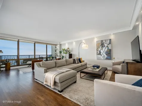 1040 North Lake Shore Drive Chicago IL 60611
