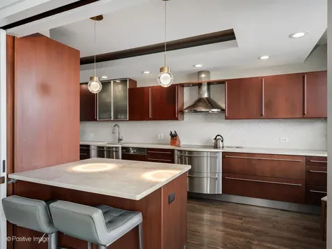 1040 North Lake Shore Drive Chicago IL 60611