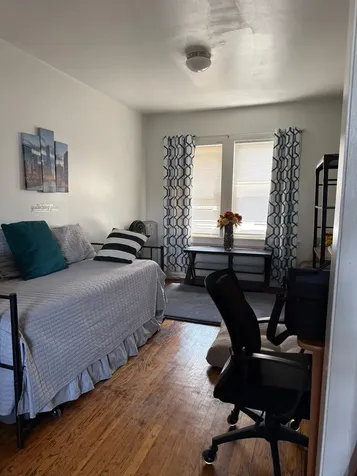 2611 West Peterson Avenue Chicago IL 60659