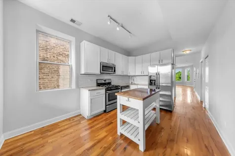 1253 North California Avenue Chicago IL 60622