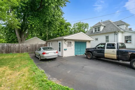 641 Northwestern Avenue South Beloit IL 61080