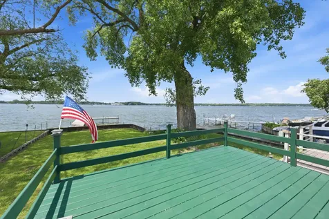 204 Eagle Point Road Fox Lake IL 60020
