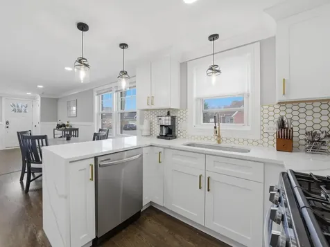 5301 South Menard Avenue Chicago IL 60638