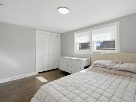 5301 South Menard Avenue Chicago IL 60638