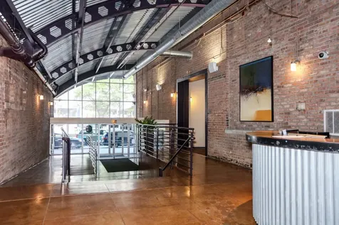 500 South Clinton Street S Chicago IL 60607
