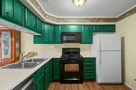 80 Commonwealth Court Vernon Hills IL 60061