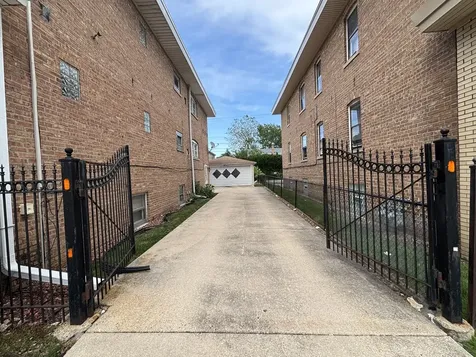 9319 South Pulaski Road Evergreen Park IL 60805