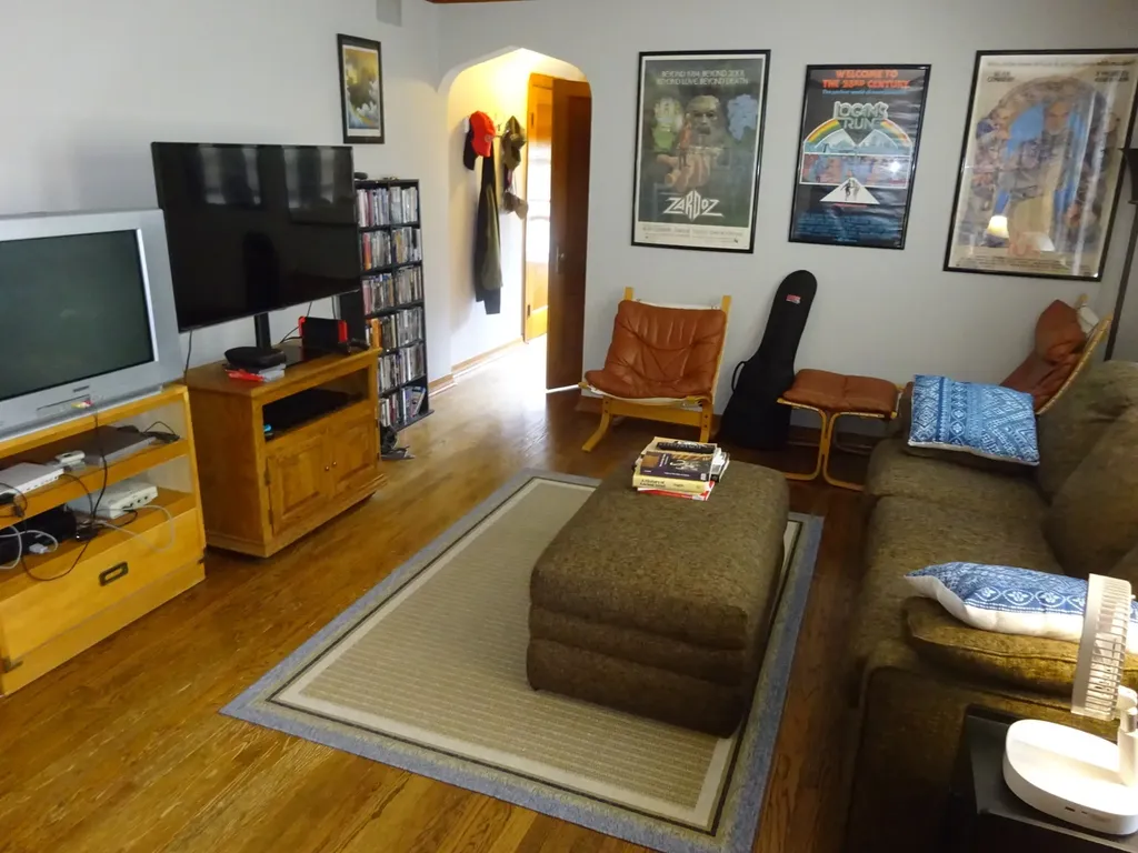 5008 West Strong Street Chicago IL 60630