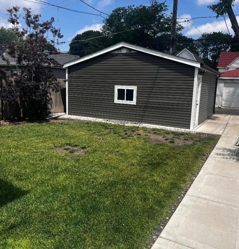 5008 West Strong Street Chicago IL 60630