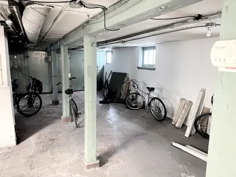 5008 West Strong Street Chicago IL 60630