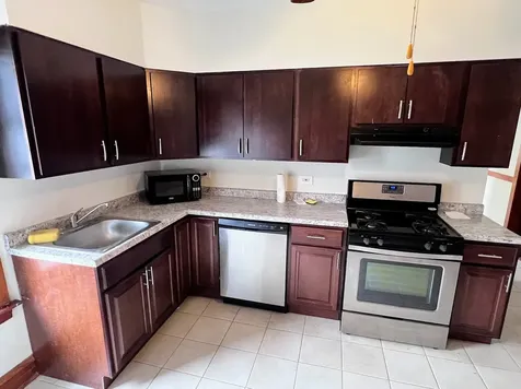 5008 West Strong Street Chicago IL 60630