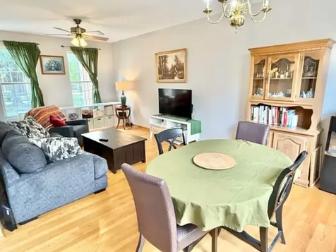 18614 West Point Drive Tinley Park IL 60477