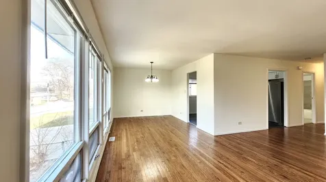 1360 Devonshire Lane Hoffman Estates IL 60169