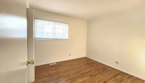 1360 Devonshire Lane Hoffman Estates IL 60169