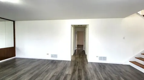 1360 Devonshire Lane Hoffman Estates IL 60169