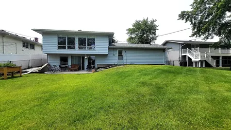 1360 Devonshire Lane Hoffman Estates IL 60169