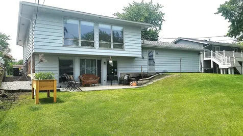 1360 Devonshire Lane Hoffman Estates IL 60169