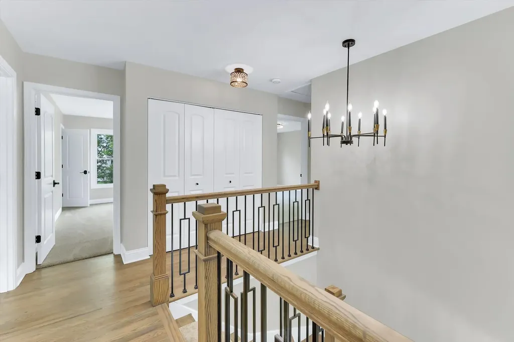 967 West Bauer Road Naperville IL 60563