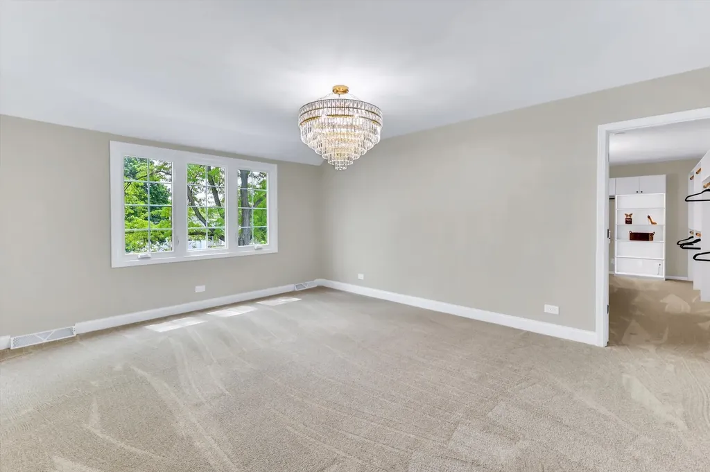 967 West Bauer Road Naperville IL 60563