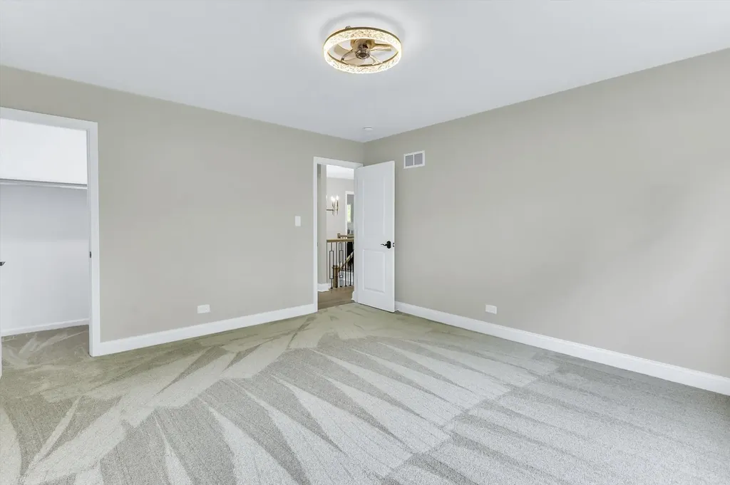967 West Bauer Road Naperville IL 60563