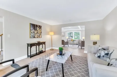 967 West Bauer Road Naperville IL 60563