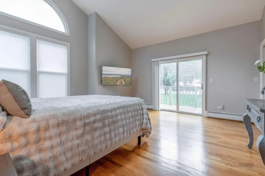 310 South Summit Street Wheaton IL 60187